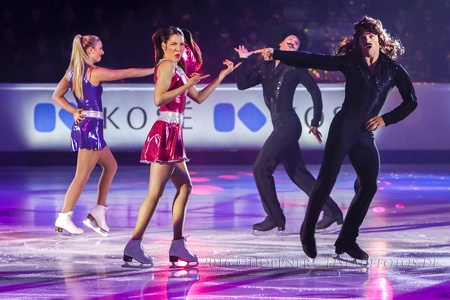  Rachel PARSONS , Michael PARSONS - Lorraine McNAMARA , Quinn CARPENTER (USA) 1st - 3rd Junior Ice Dance